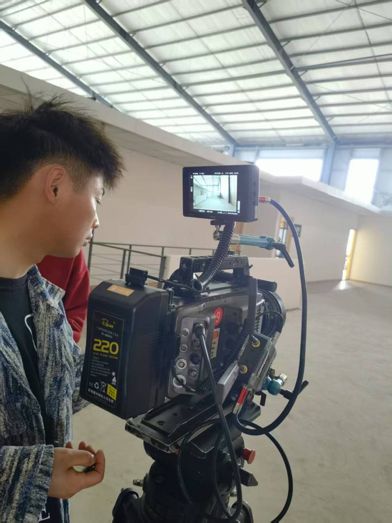 龙凤区电商产品视频拍摄制作：小成本也能产出高质感内容？
